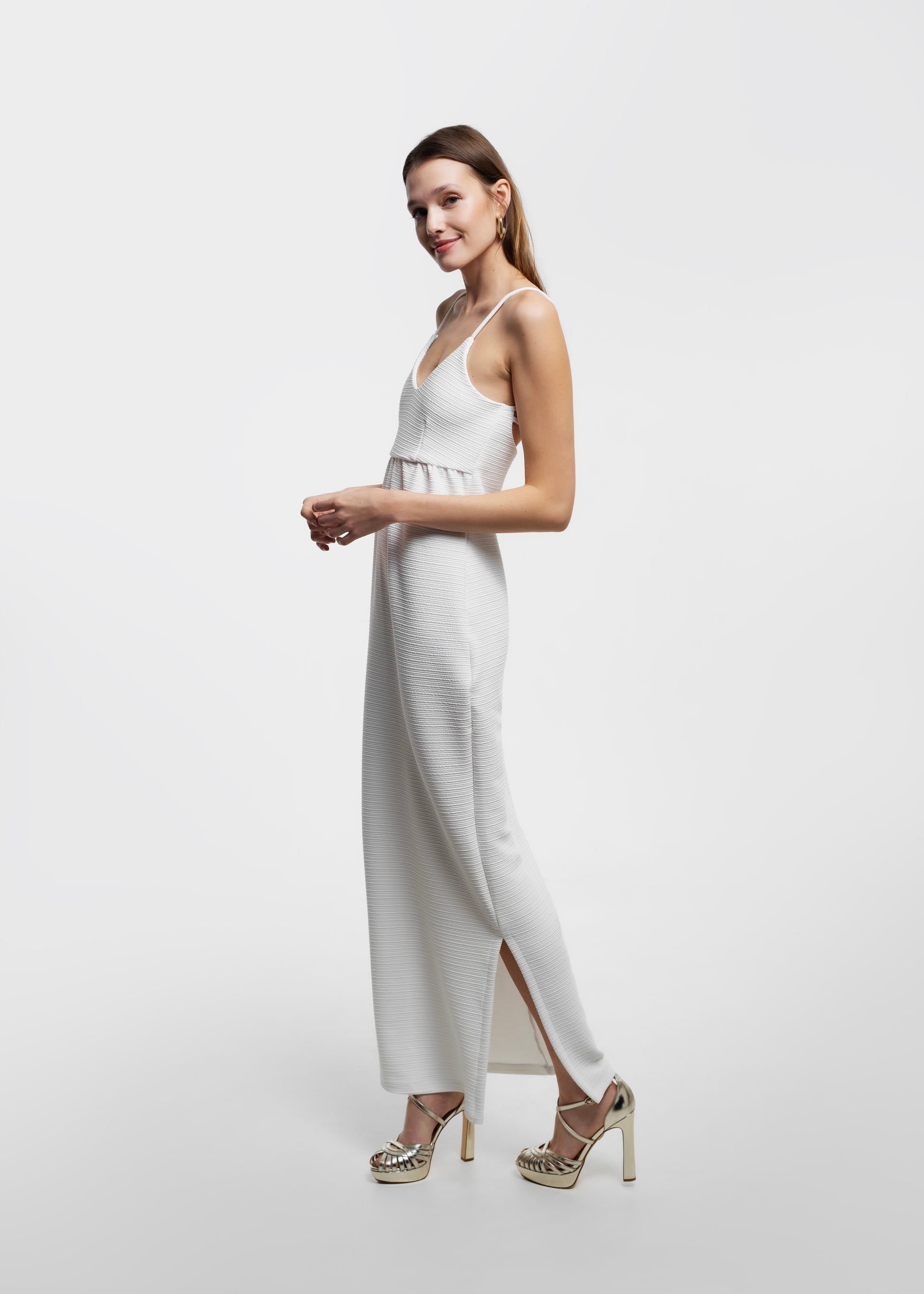 The Mukeyle Ruha | Cloud White