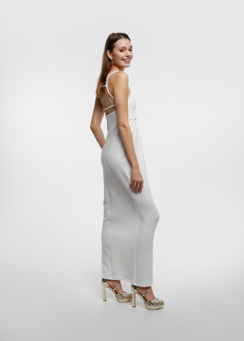 The Mukeyle Ruha | Cloud White