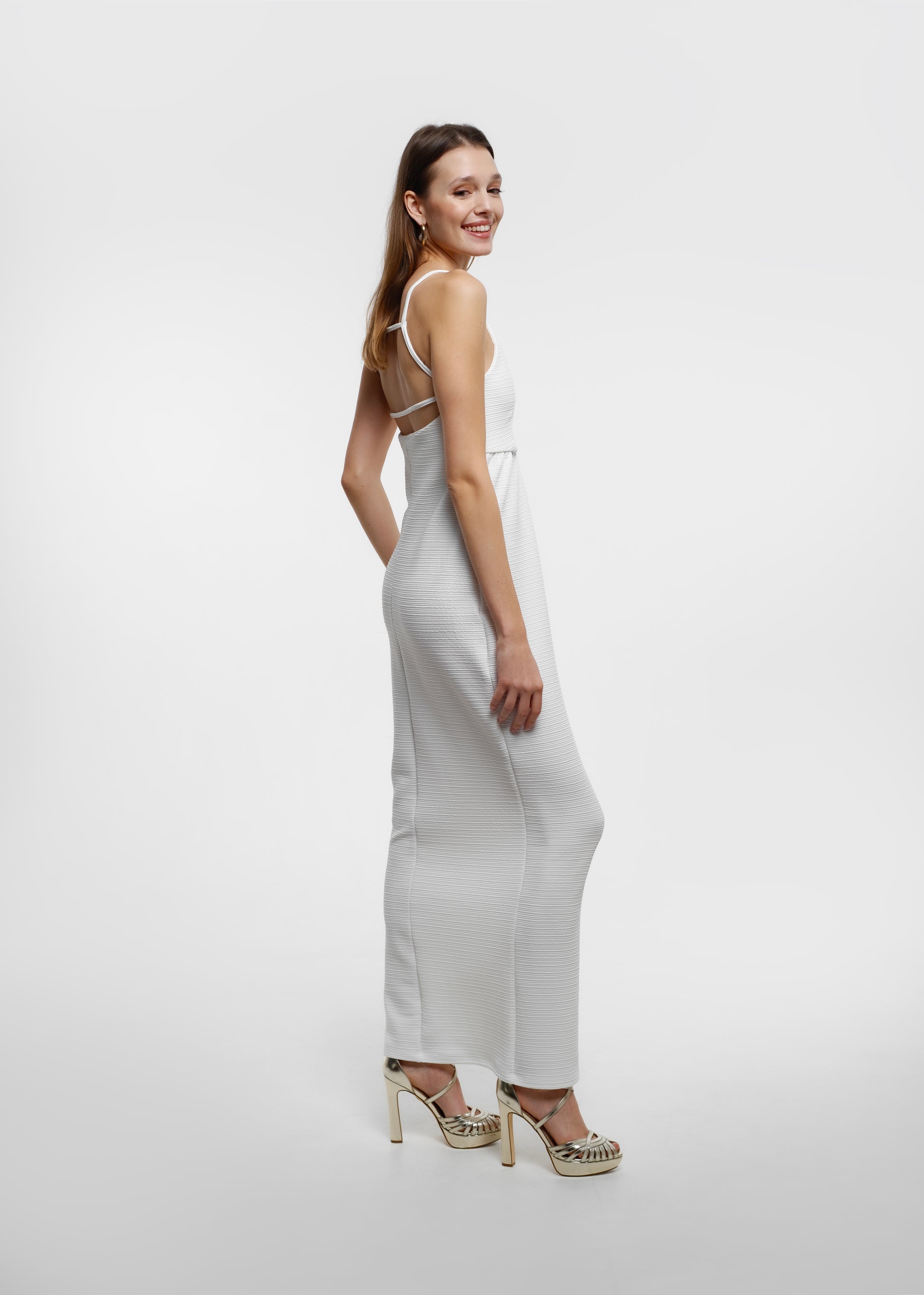 The Mukeyle Ruha | Cloud White