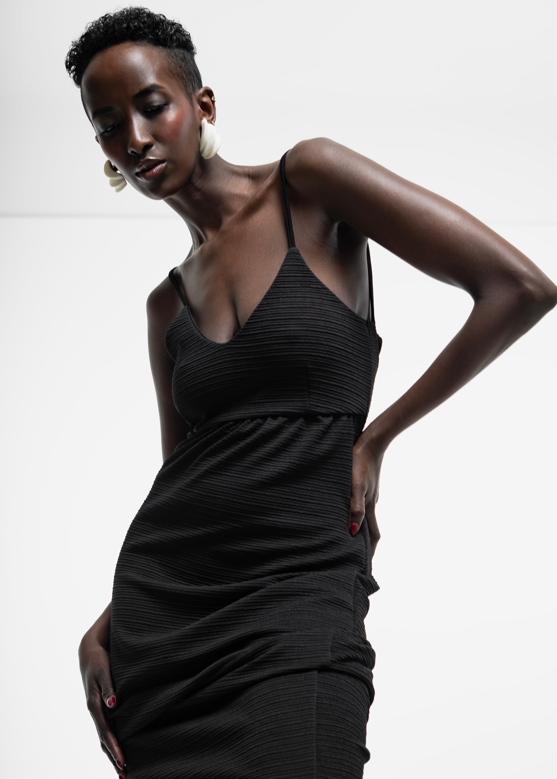 The Mukeyle Ruha | Madow Black